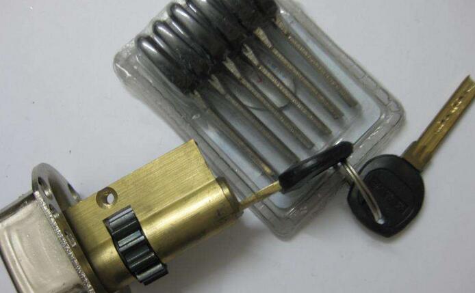 防盗门开锁 防盗门开锁